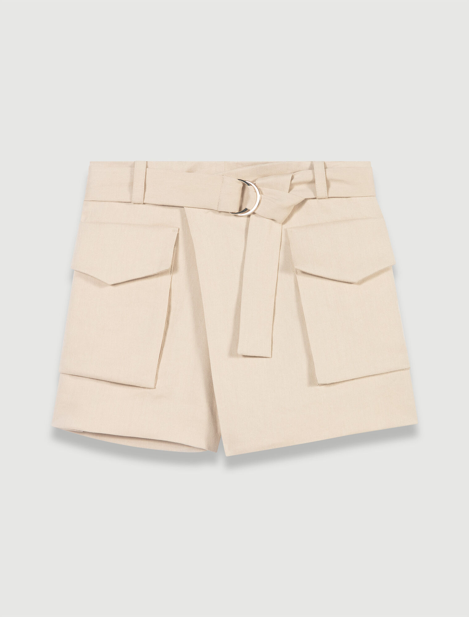 Pantalón corto asimétrico