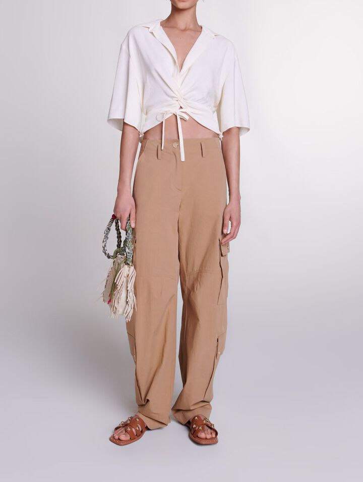 Pantalón cargo con bolsillos