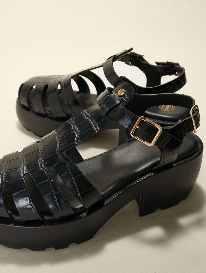 Sandalias de suela dentada en piel