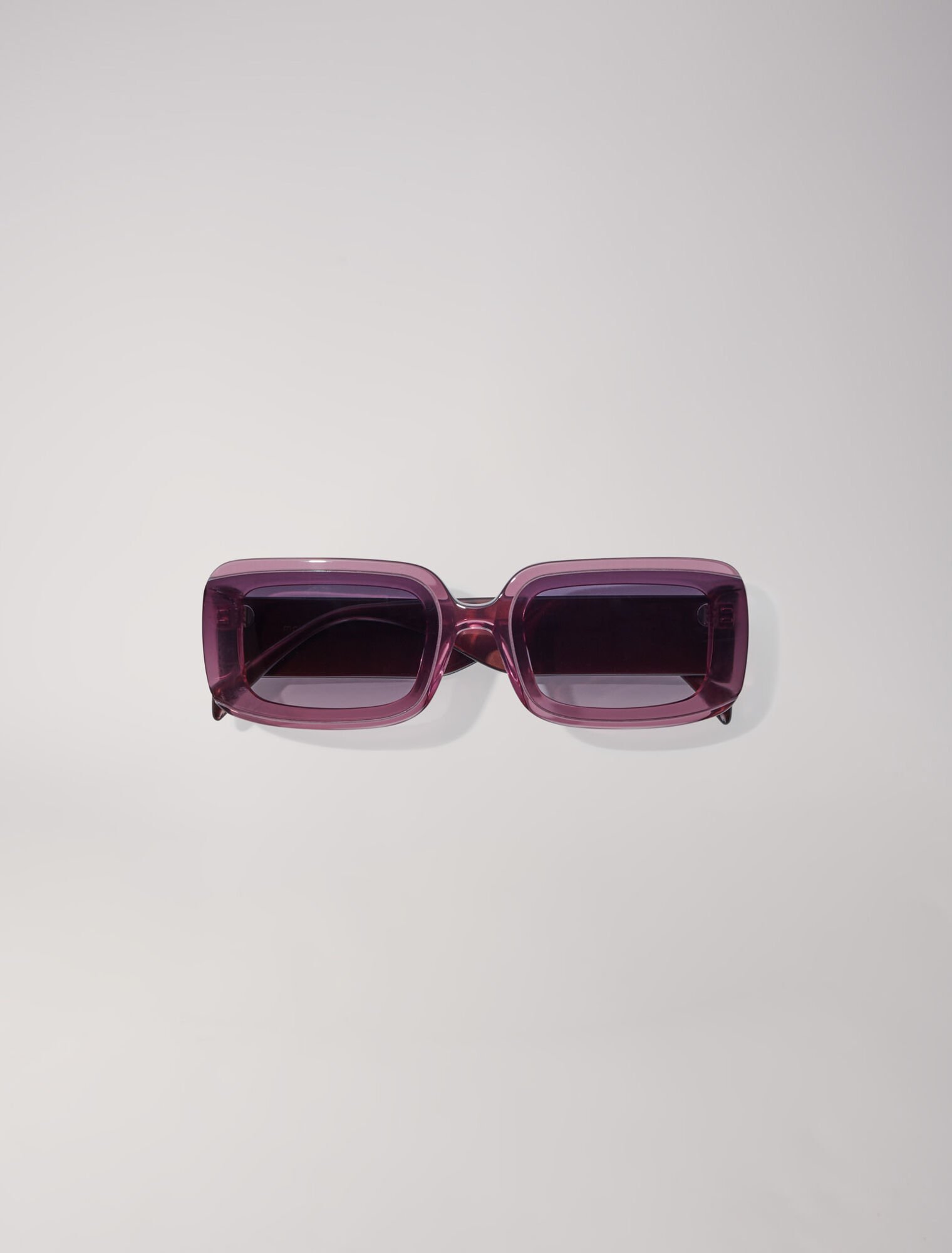 Gafas de acetato y lentes ahumadas