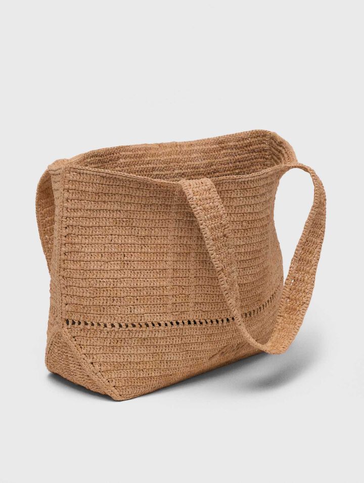 Bolso cabás de ganchillo en rafia