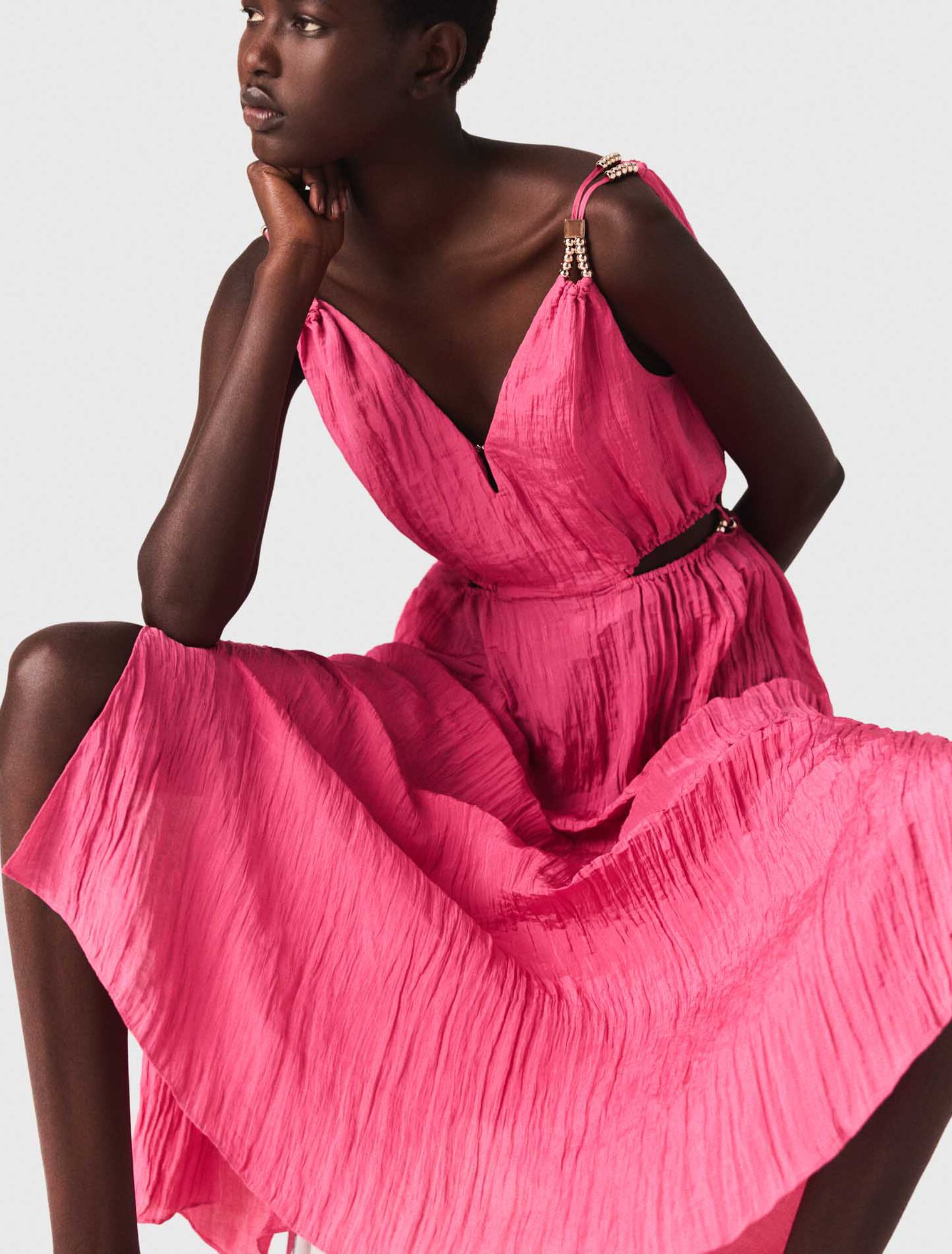 Vestido midi calado