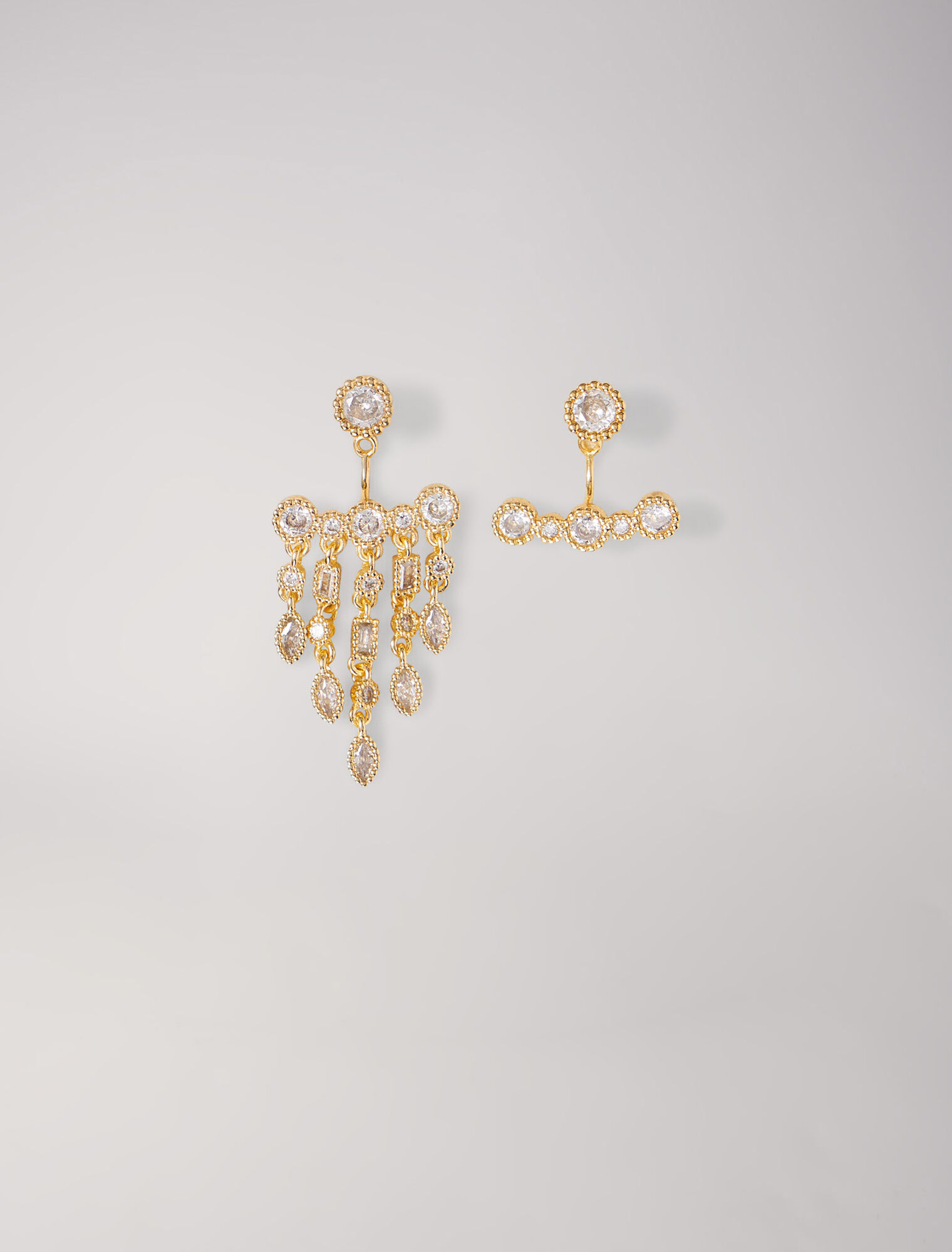 Pendientes asimétricos