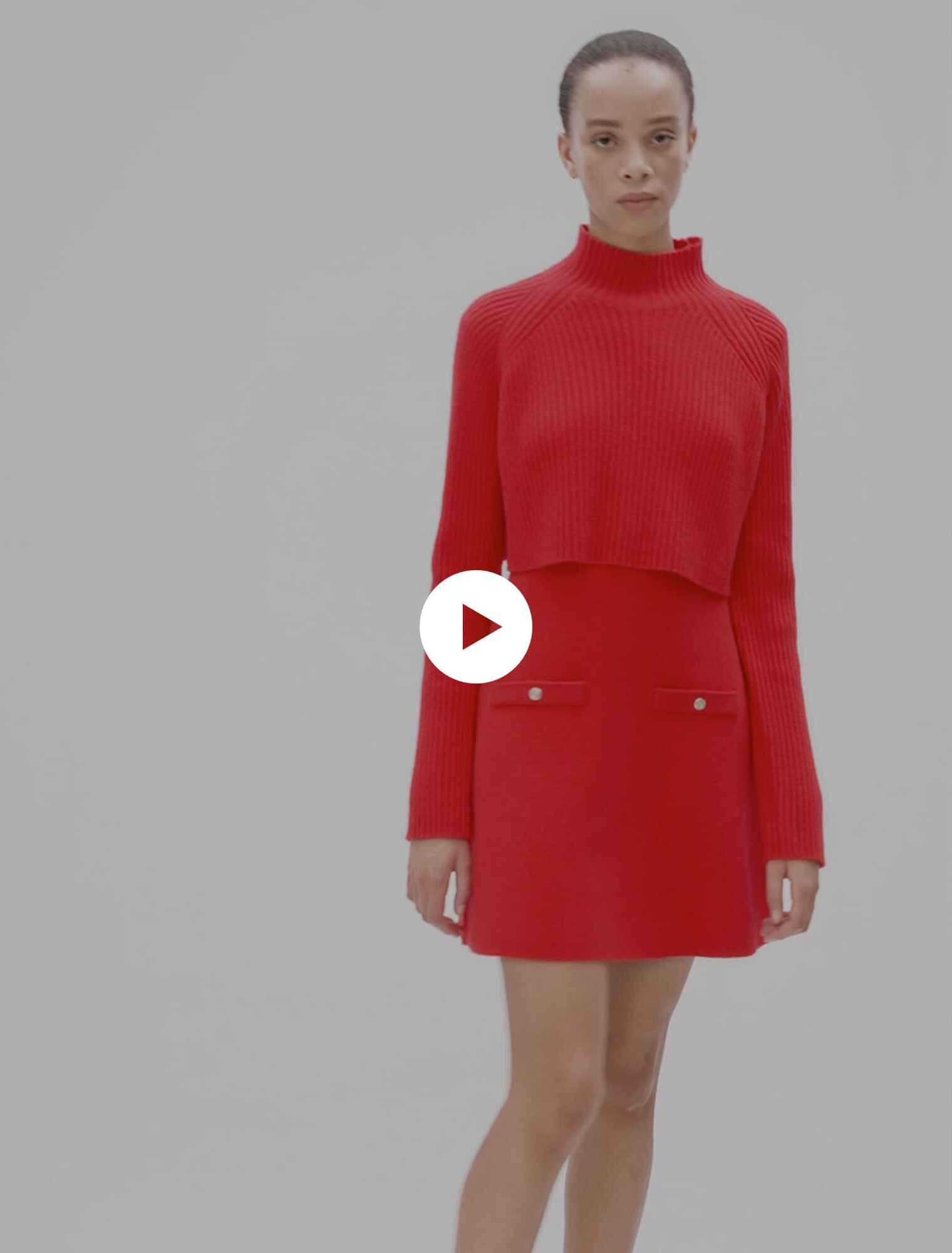 Vestido corto 2-en-1 de punto