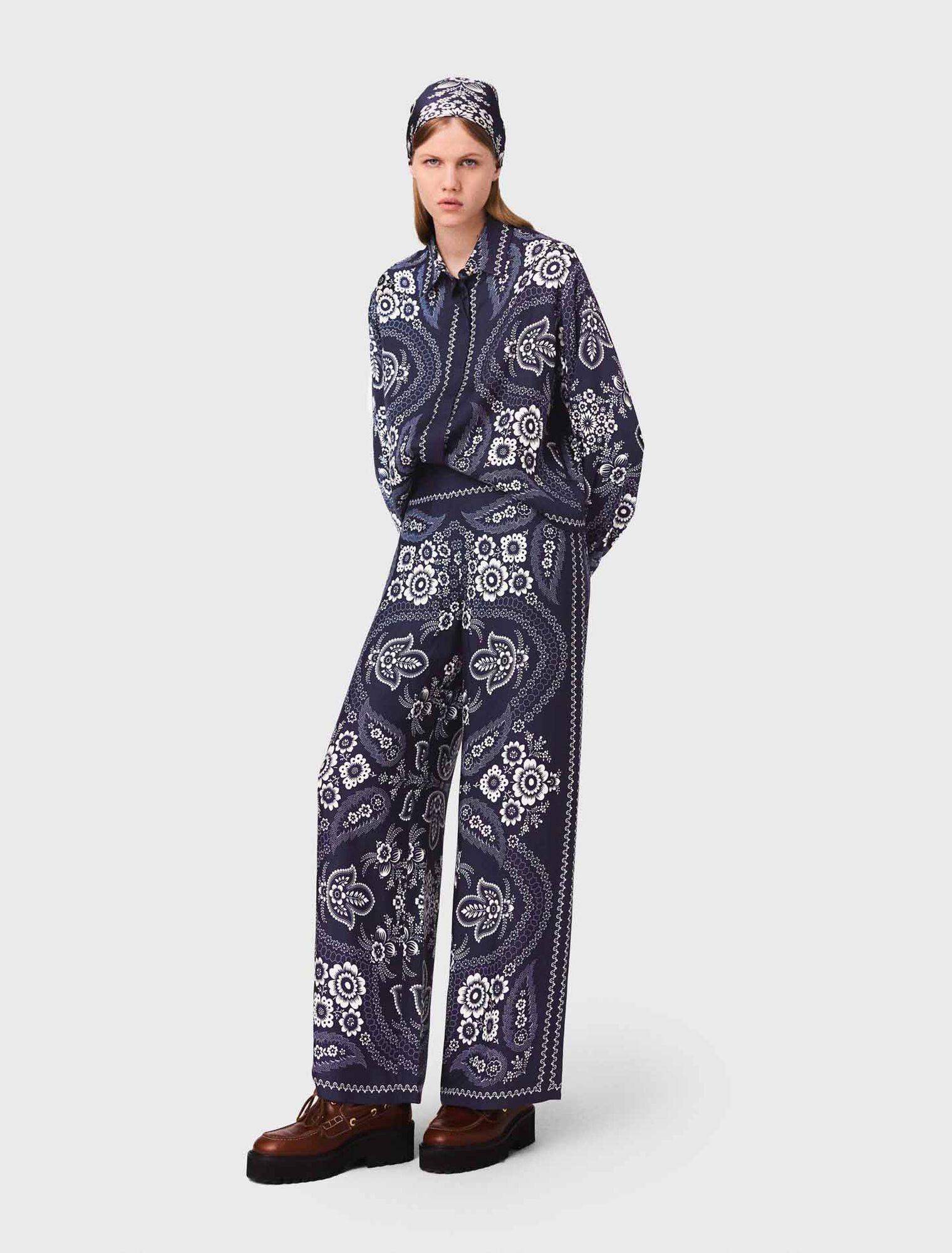 Pantalón fluido estampado