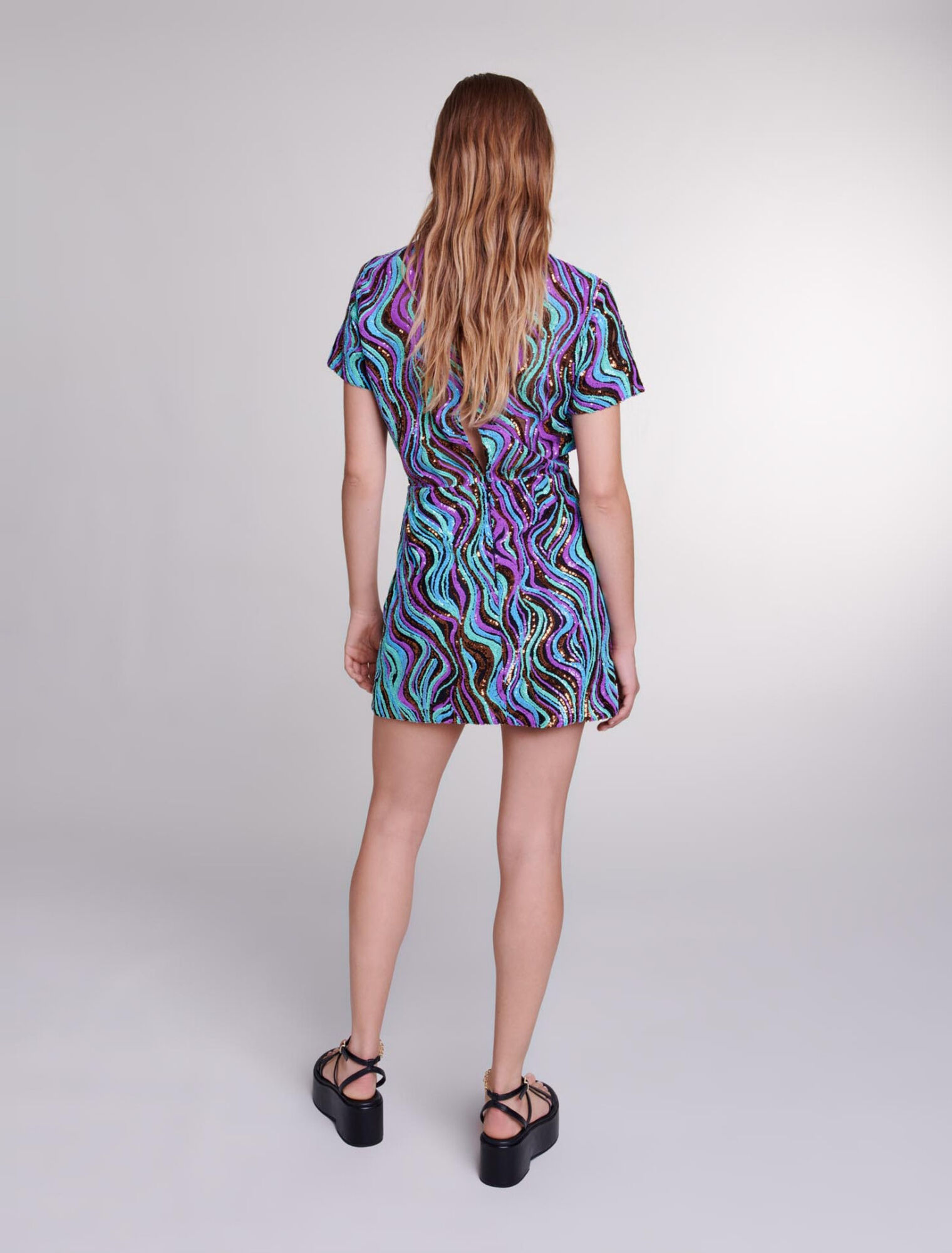 Vestido corto trampantojo