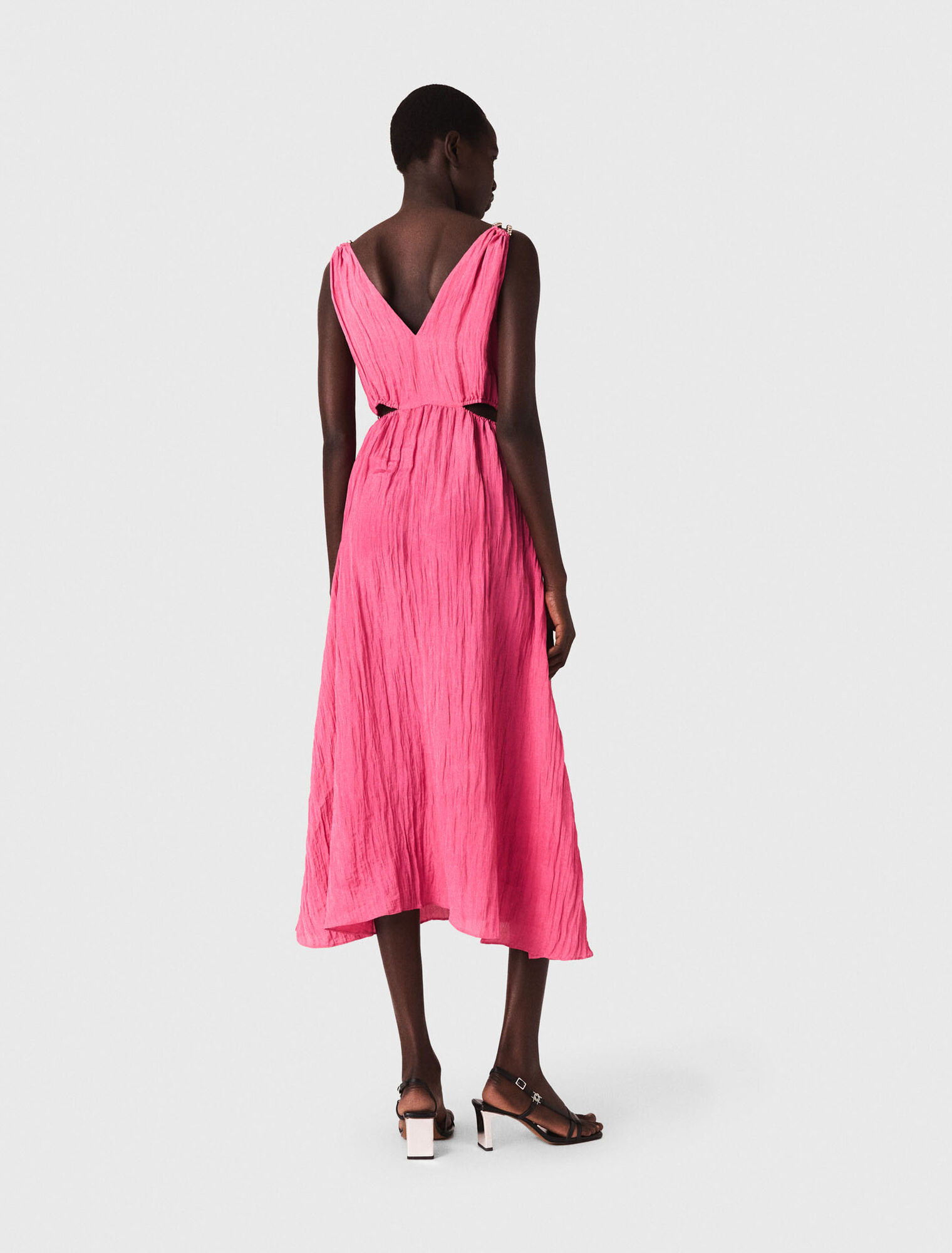 Vestido midi calado