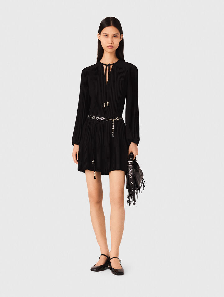 Vestido corto plisado
