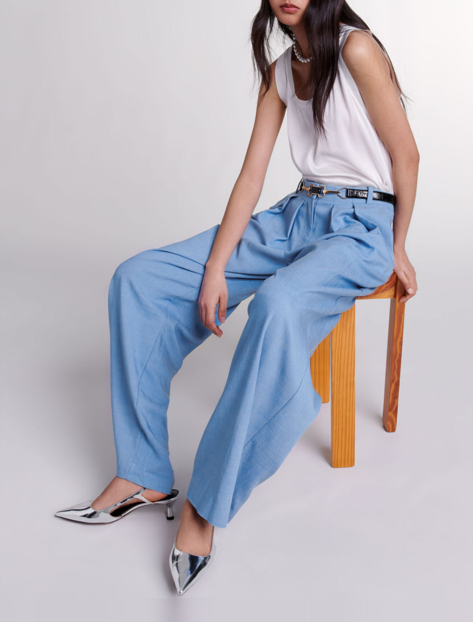 Pantal&oacute;n de traje ancho con pinzas 