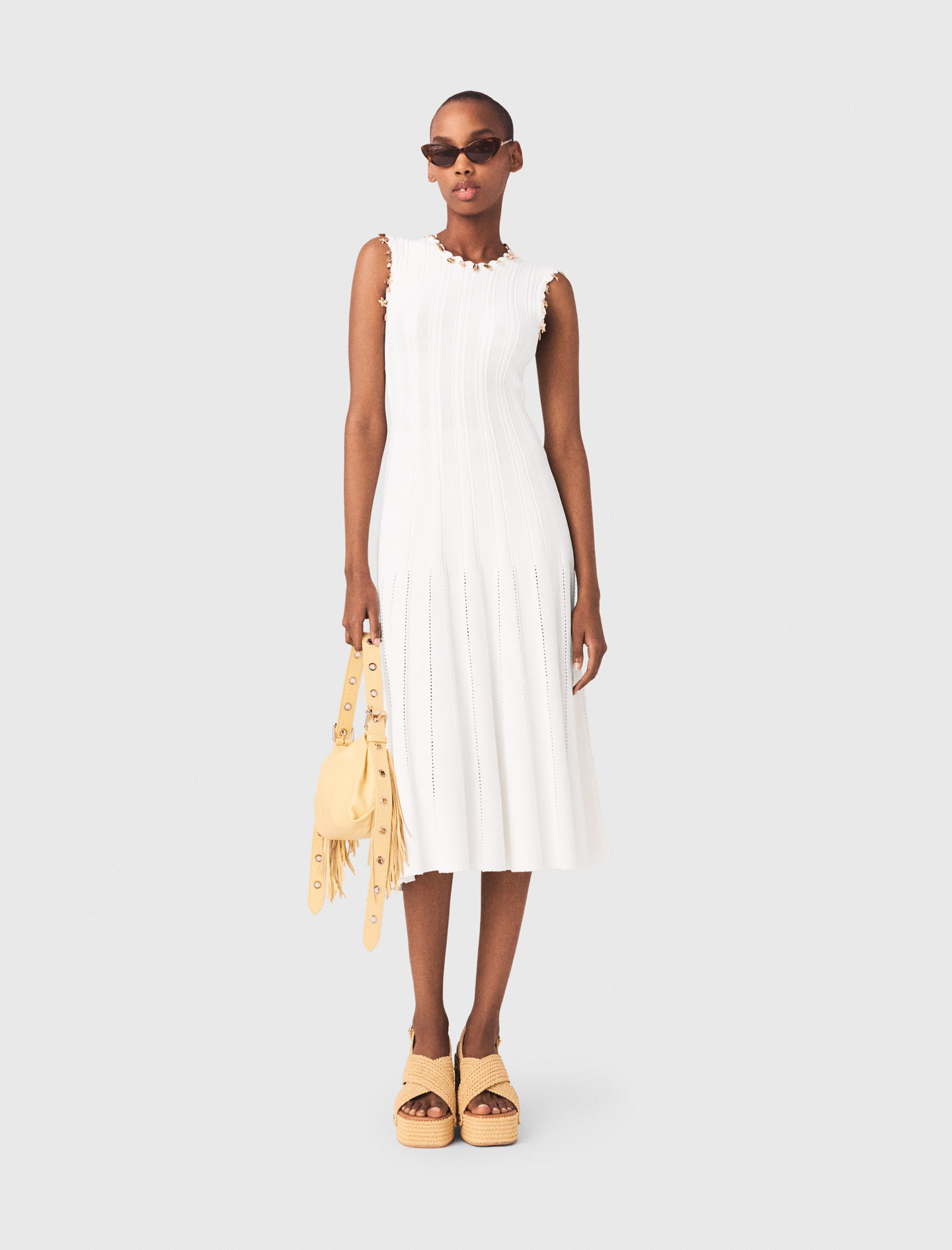 Vestido De Punto Con Joyas Doradas - Blanco - Talla 42 - Maje